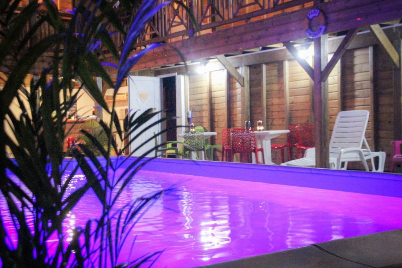 Residence Fruit De La Passion Rose Sainte-Anne Ngoại thất bức ảnh